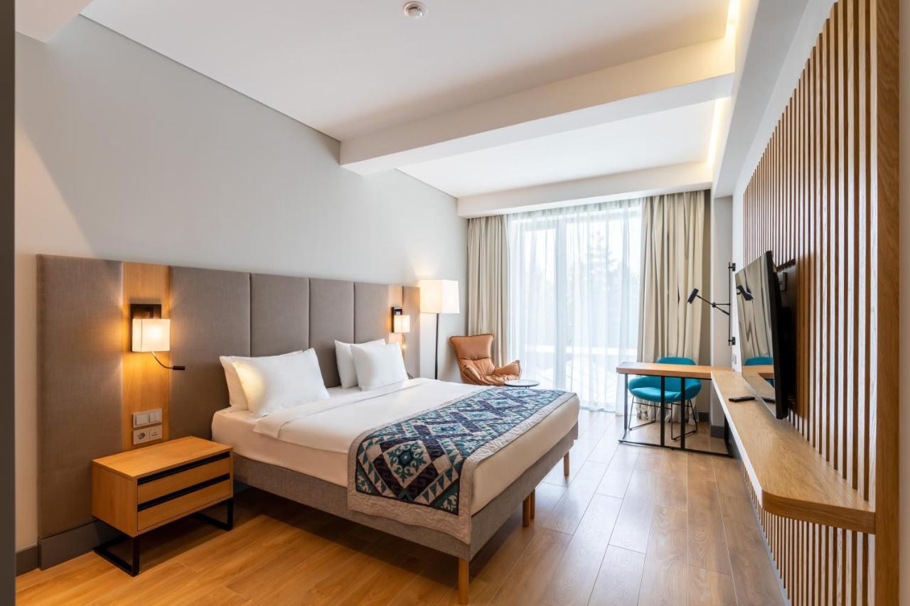 Sadu Hotel Almaty, A Member Of Radisson Individuals Dış mekan fotoğraf