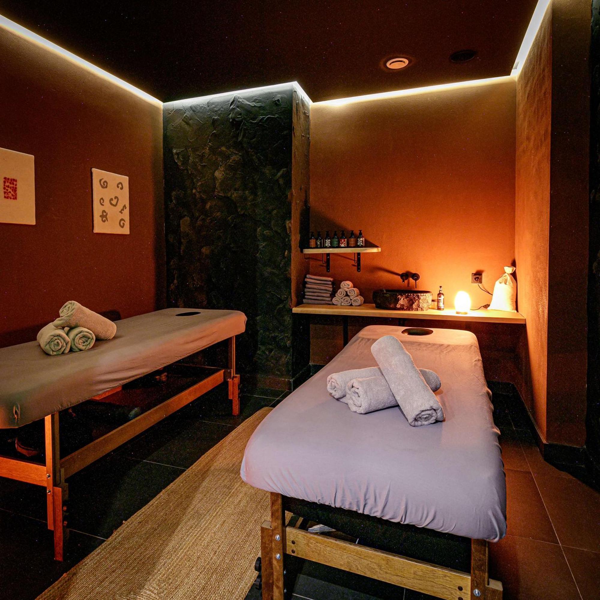 Sadu Hotel Almaty, A Member Of Radisson Individuals Dış mekan fotoğraf