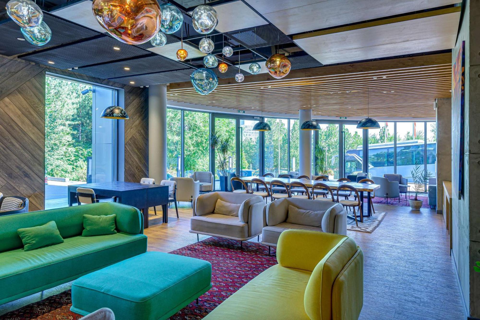 Sadu Hotel Almaty, A Member Of Radisson Individuals Dış mekan fotoğraf